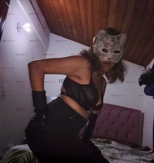 FOTOS DE UNA RIKA GATUBELA TREPADORA SEDUCTORA SACADORA DE LECHE