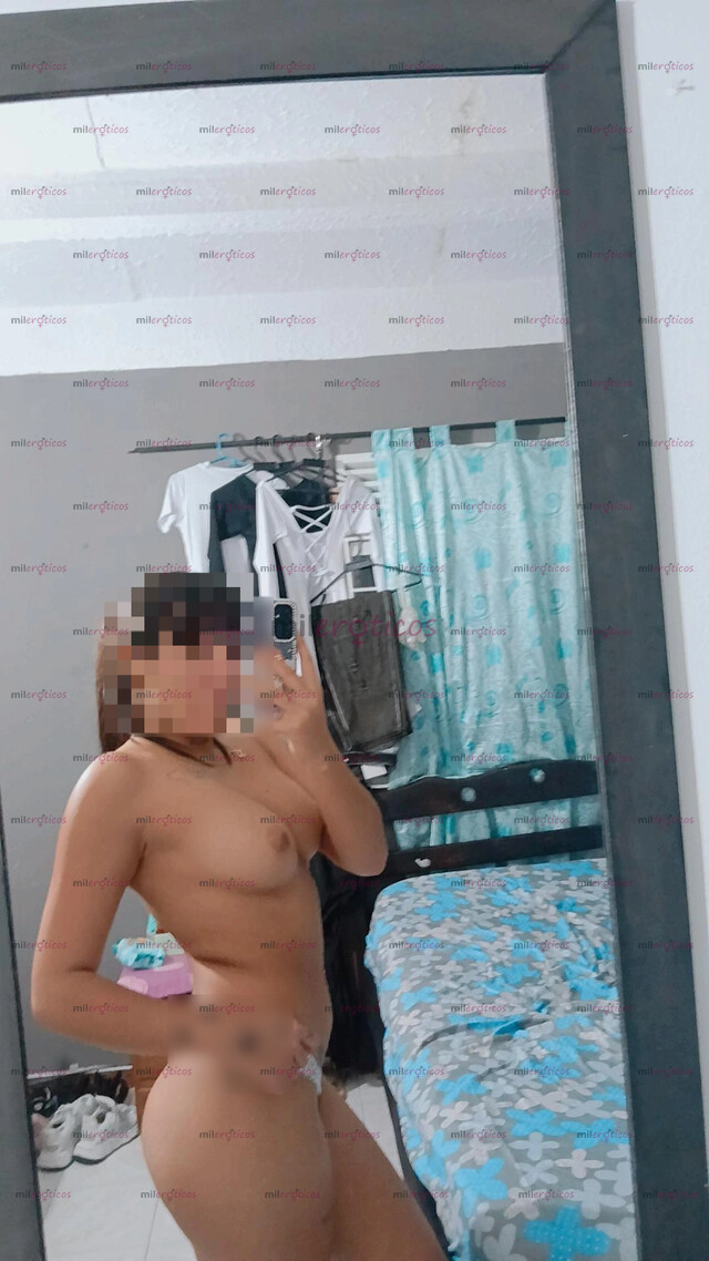 FOTOS DE NUEVA EN LA PAGINA, HERMOSA JOVENCITA FLAQUITA DISPUETA A COMPLACERTE MUY CALIEN