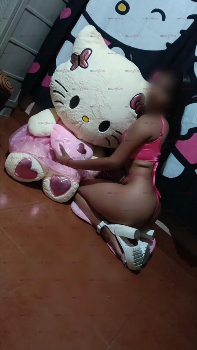 FOTOS DE MIMI UNA CALIENTE RISUEÑA, TIERNA Y EXCELENTE DAMITA PARA TU LUJURIA