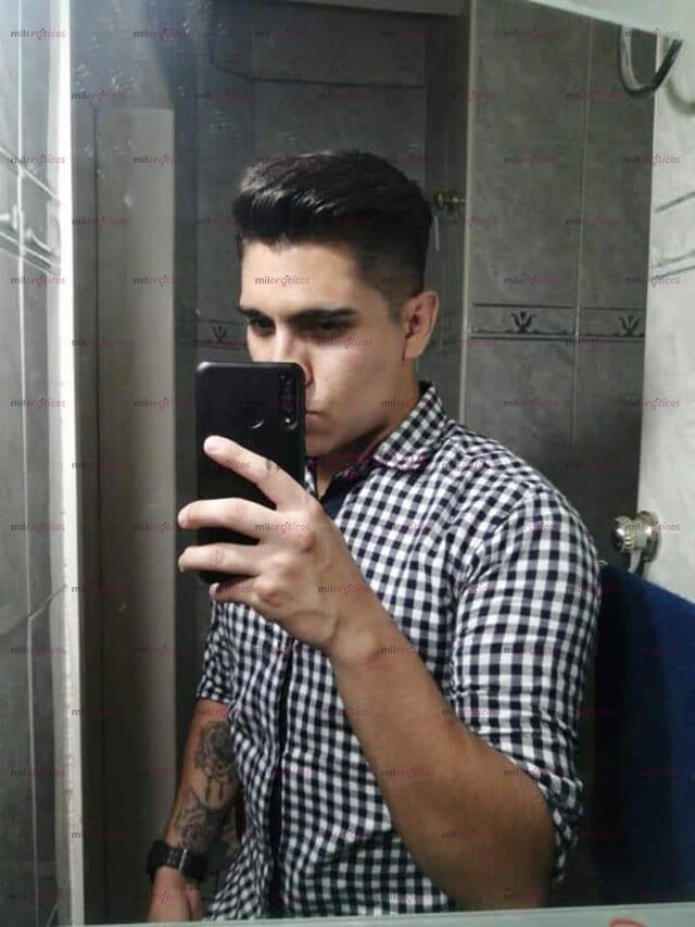 FOTOS DE SOY UN CHAKAL VENDO MIS VIDEOS JALANDOME MI VERGOTA Y SACANDO CHORROS DE LECHE