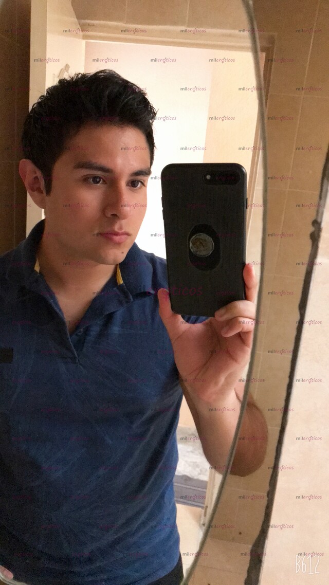 FOTOS DE CHICO TIERNO QUE TE DARA MASAJE EROTICO Y MAS .