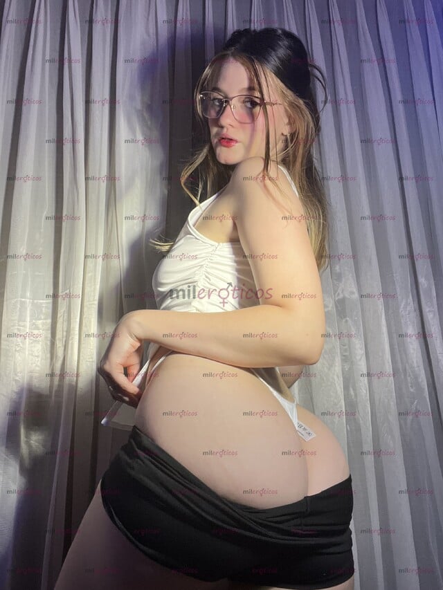 FOTOS DE SOY IVY , PEQUEÑA JOVEN, SEXY, DIVERTIDA, HOT Y ATENTA.