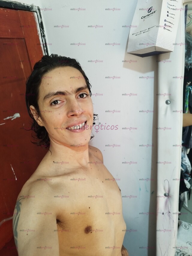 FOTOS DE SOY PASIVA ME ENCANTA CHUPARLA Y QUE ME DEN DURO