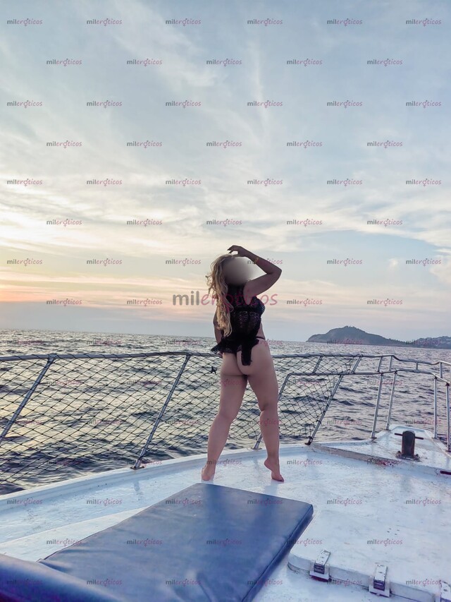 FOTOS DE TU PRINCESA PUTITA, APRETADITA, PEZONES ROSITAS. MUY CALIENTE