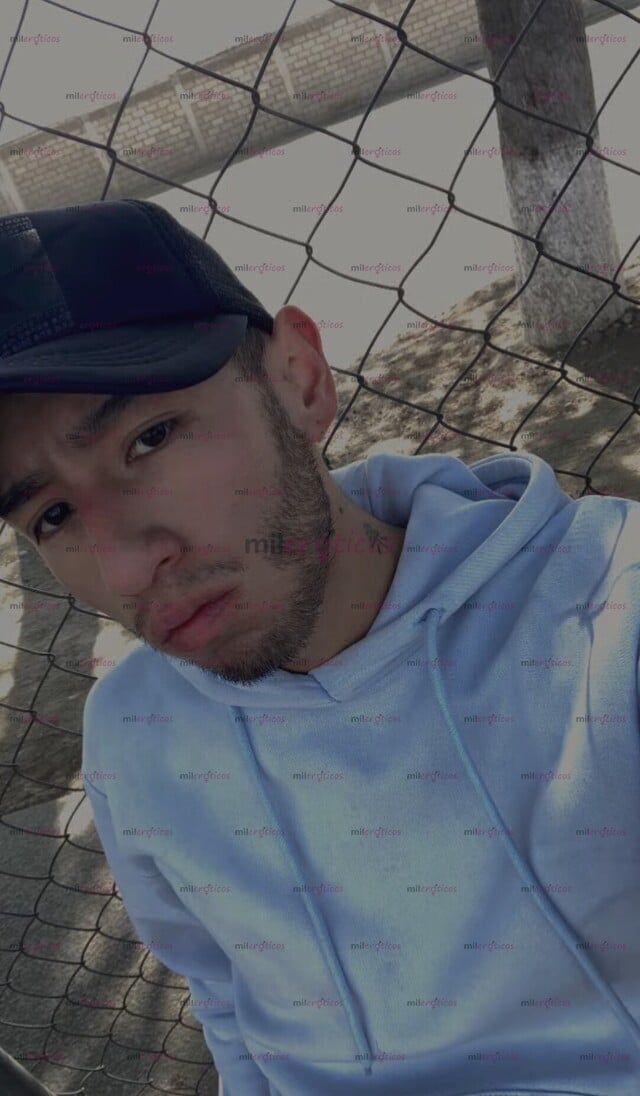 FOTOS DE HEY! SOY DERECK, FETICHISTA Y AMANTE DE PASAR EL RATO AMENO Y SENSUAL
