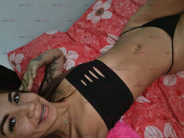 FOTOS DE FLACA APRETADITA TETICAS PEQUEÑAS COMPLACIENTE