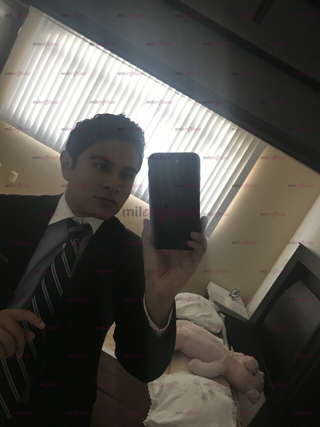 FOTOS DE CHICO TIERNO QUE TE DARA MASAJE EROTICO Y MAS .