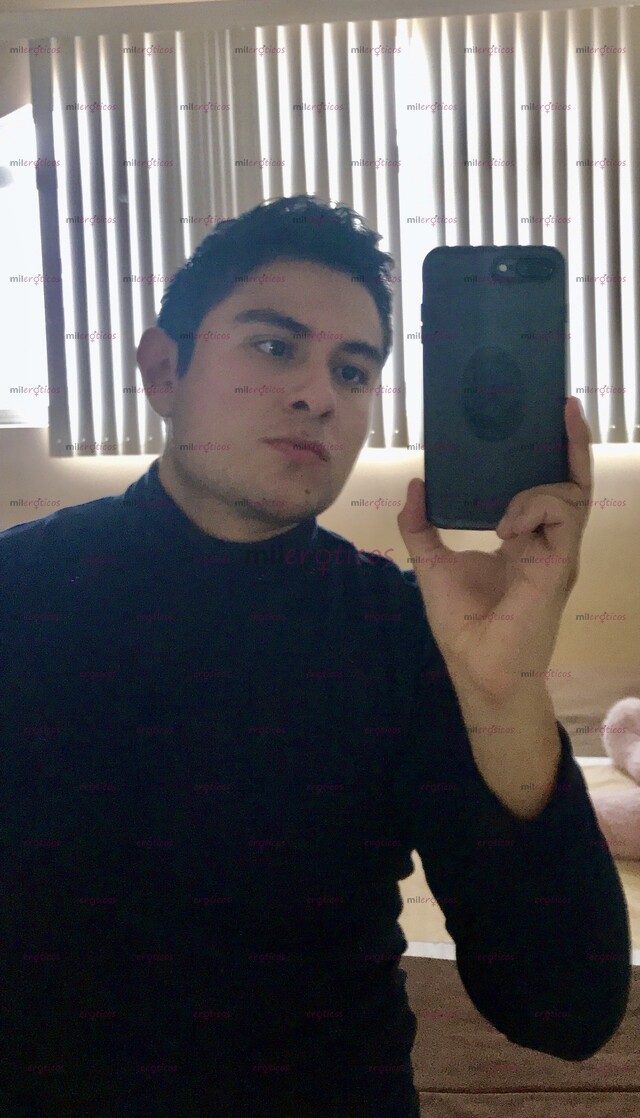 FOTOS DE CHICO TIERNO QUE TE DARA MASAJE EROTICO Y MAS .