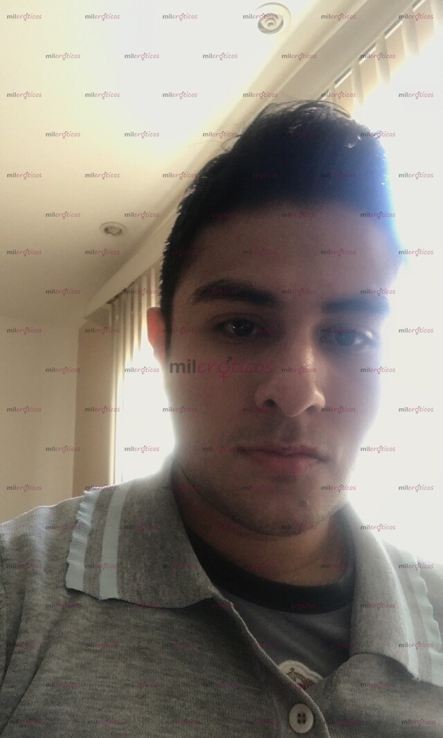 FOTOS DE CHICO TIERNO QUE TE DARA MASAJE EROTICO Y MAS .