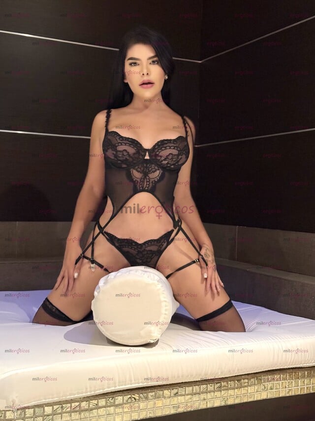 FOTOS DE SUMISA DE PASIVA Y DOMINATRIX DE ACTIVA. LUCIANA VIP
