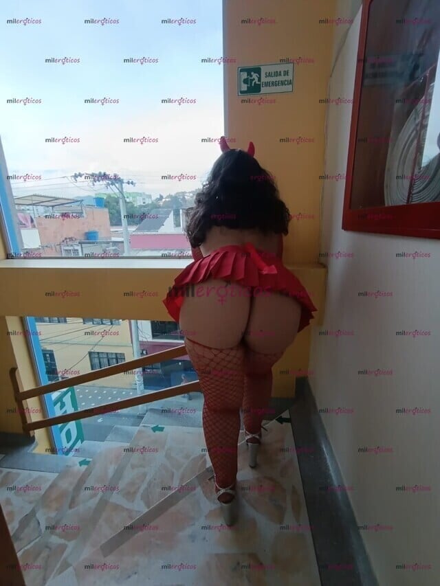 FOTOS DE ARISHA RICO LA MUJER MÁS CALIENTE Y ADICTA AL SEXO
