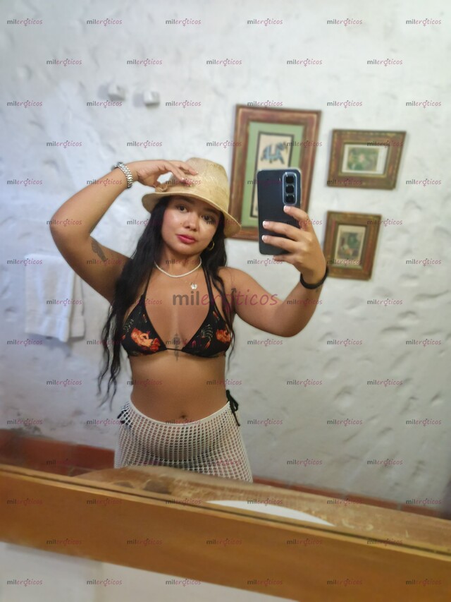 FOTOS DE HOLA SOY UNA CHICA EXTROVERTIDA Y SIMPÁTICA