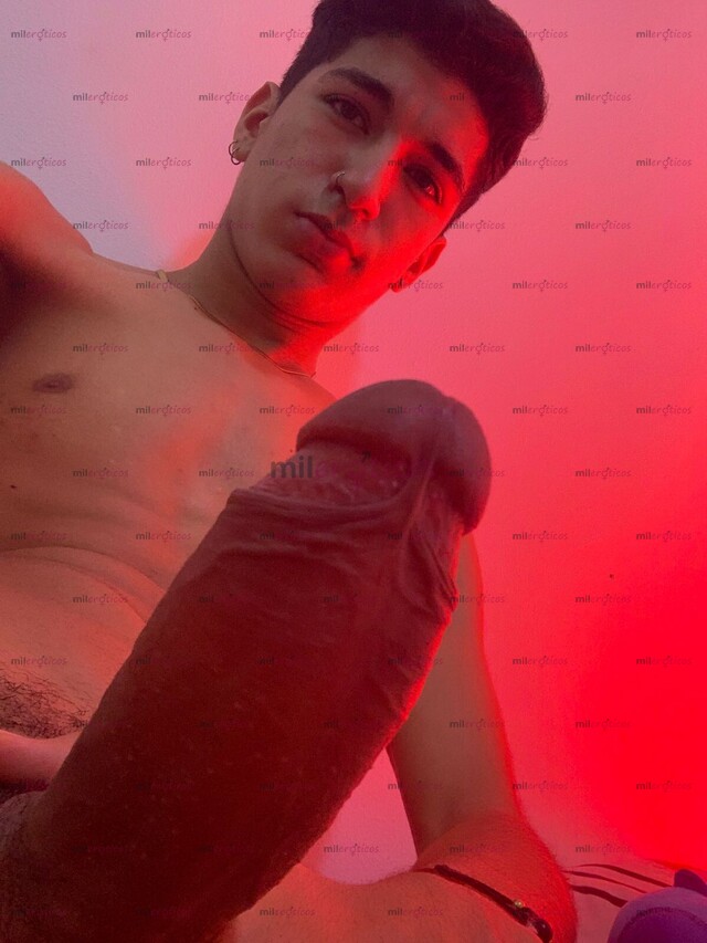 FOTOS DE CHICO ACTIVO , JOVEN CALIENTE Y MORBOSO Y JUGUETÓN