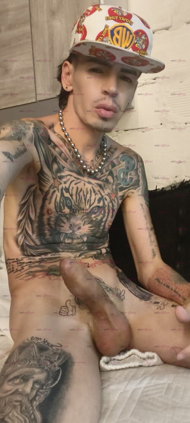 FOTOS DE FLACO ACTIVO TATUADO MORBOSO CON SITIO RESERVADO