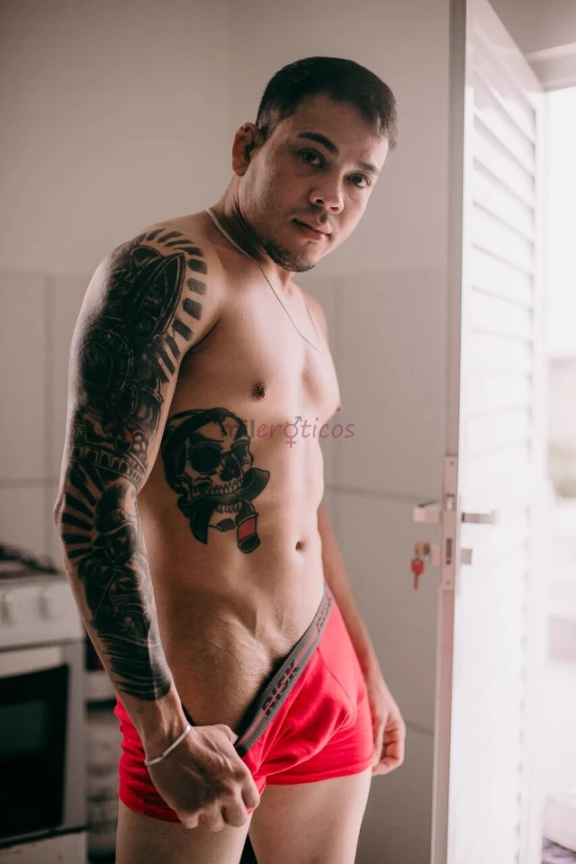 Ola sou felipe lins acompanhante alto nivel experimente e bem safado atendo casais mulheres trans homens passivos venham conhecer meu trabalho irei re...