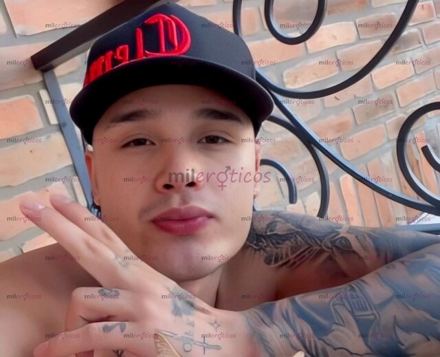 FOTOS DE COLOMBIANO RECIEN LLEGADO A TU PAIS MUY CALIENTE Y MORBOSO