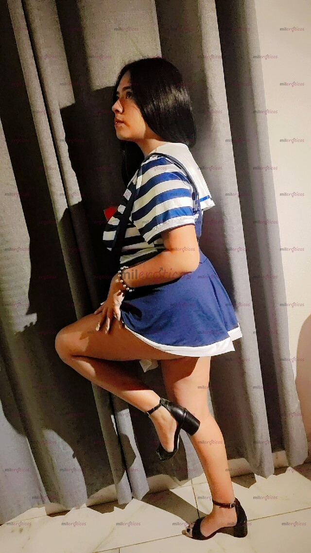 FOTOS DE YAMI ESTUDIANTE CARIÑOSA CON BUENA ACTITUD Y SIN PRISAS