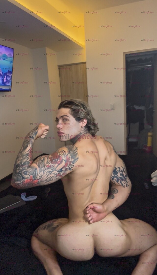 FOTOS DE LLÁMAME Y DISFRÚTAME CHICO COMPLACIENTE