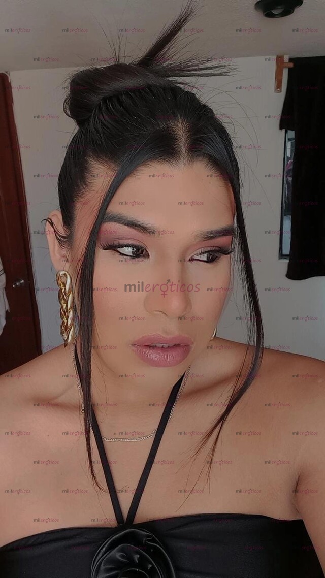 FOTOS DE HERMOSA NENA LISTA PARA CUMPLIR TUS FANTASIAS Y PASAR UN BUEN RATO