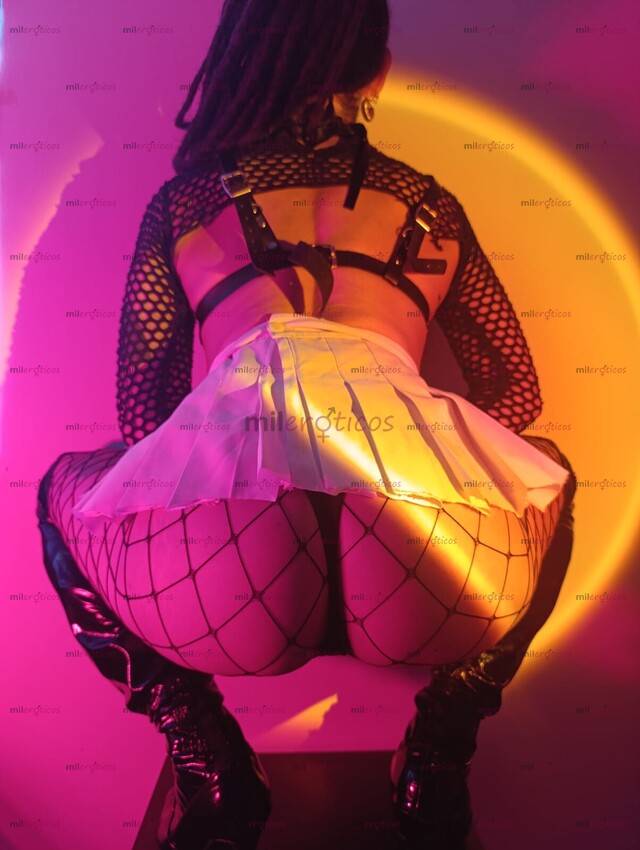 FOTOS DE TATUADA, ALTERNATIVA, Y COMPLACIENTE, DISFRUTA DE UNA NUEVA EXPERIENCIA.