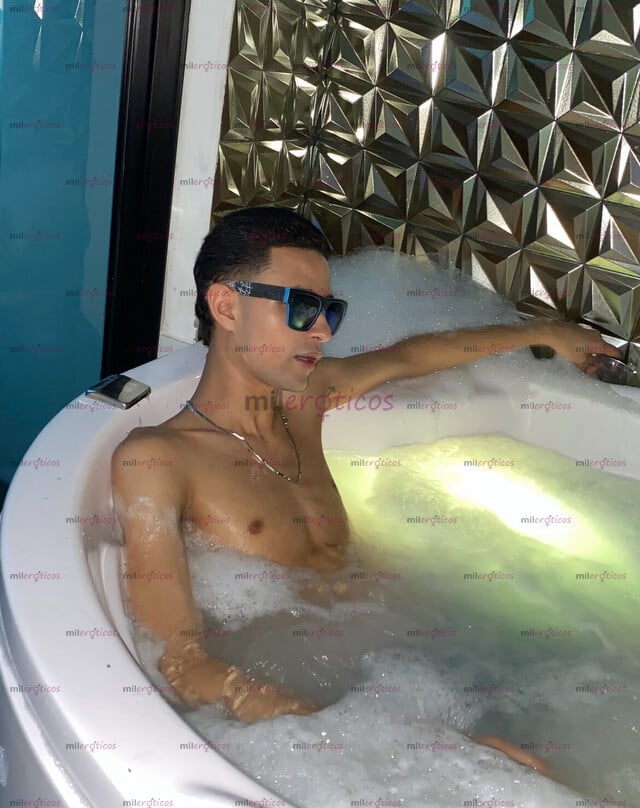 FOTOS DE FLACO PAISA MUY MORBOSO DISPUESTO A QUE SAQUES TODA MI LECHE