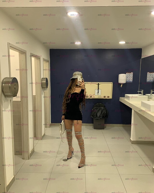 FOTOS DE BOMBA EXÓTICA.VERONIKA VERGONA Y JUGUETONA