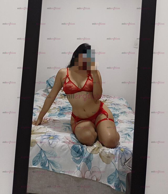 FOTOS DE SOFIA, BIEN ESTRECHITA PARA QUE ME DISFRUTES COMO TE GUSTA