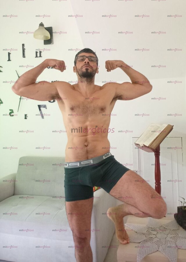 FOTOS DE BORIS4FLACO MADURO MACHO VERGÓN 100% ACTIVO