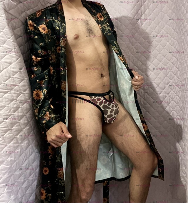 FOTOS DE JOVEN ATRACTIVO, DISPONIBLE EN TODO MOMENTO, COMUNICA YA SOLO POR UNOS DÍAS EN T