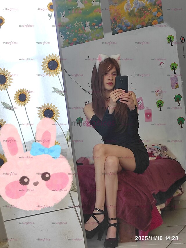 FOTOS DE HERMOSA PRINCESA BLANQUITA, TIERNA Y MUY CÓMODITA LISTA PARA TI