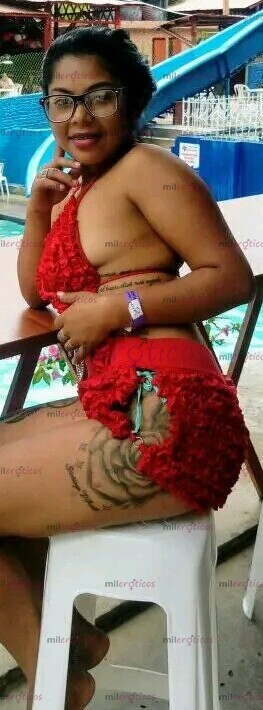 FOTOS DE HOLA MIS AMORES MI NOMBRE ES ZAMIRA UNA MORENA BELLA Y CALIENTE