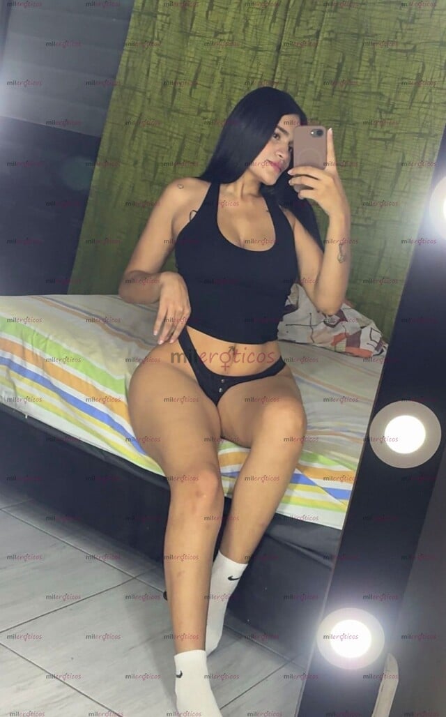 FOTOS DE HOLA AMOR SOY SAMY UNA DELICIOSA MORENA ADICTA AL SEXO