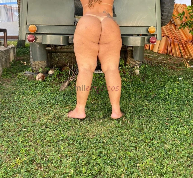 Gordinha rabuda de luxo toda bronzeada cm de rabo gulosoola sabe aquela verdadeira bbw que sempre sonhou pois voce acabou de encontrar dona de um sorr...