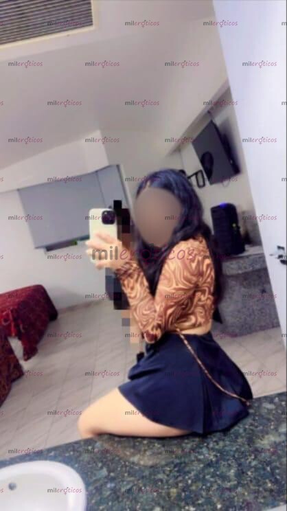 FOTOS DE GUAPA Y JOVEN A TAN SOLO UN MENSAJE DE ESTAR EN TU CAMA