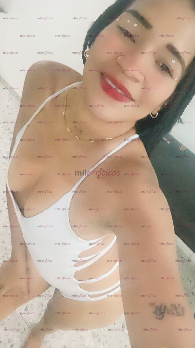 FOTOS DE MIA LA REINA DEL SEXO ANAL CON LLUVIAS CON CONTENIDO VIRTUAL CALIENTE