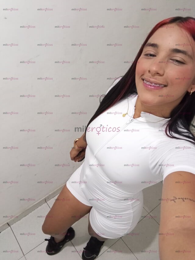 FOTOS DE HOLA MIS AMORES ME LLAMO ASHLEY LLEGÓ POR ACÁ PARA PASARLA RICO