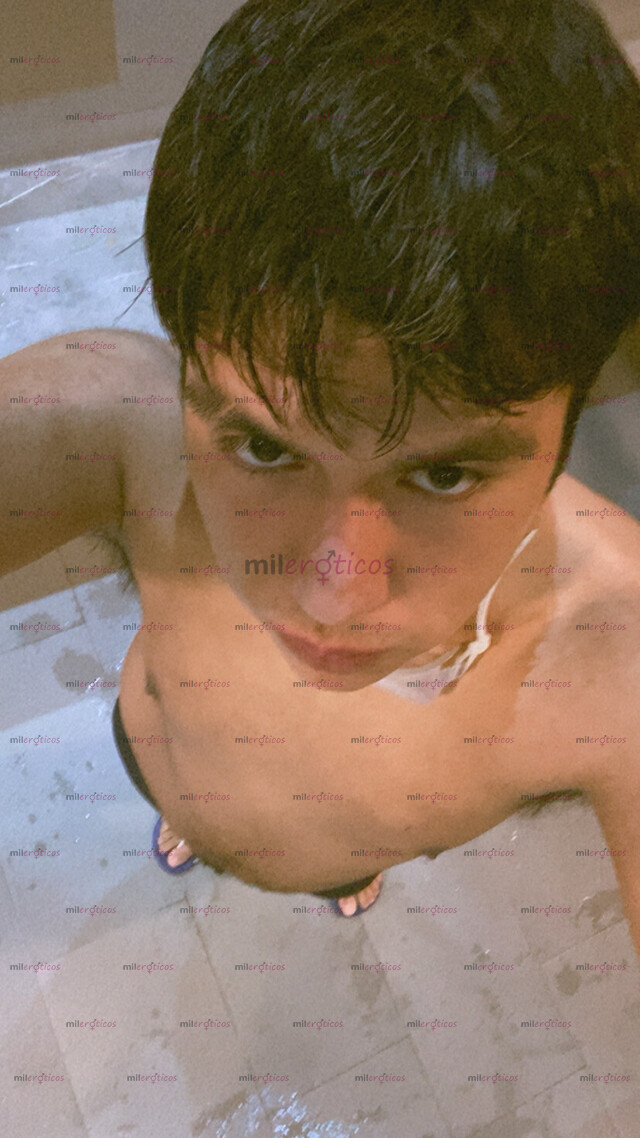 FOTOS DE VERSÁTIL, JOVEN Y LISTO PARA LO QUE QUE TÚ QUIERAS