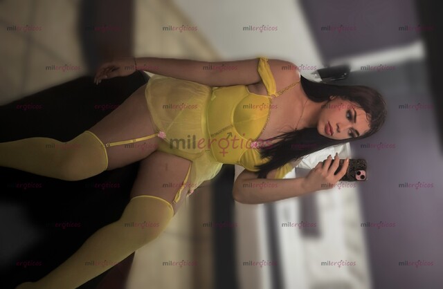 FOTOS DE TU CHICA TRANS FAVORITA, CALIENTE Y SUMISA DISPONIBLE PARA TI