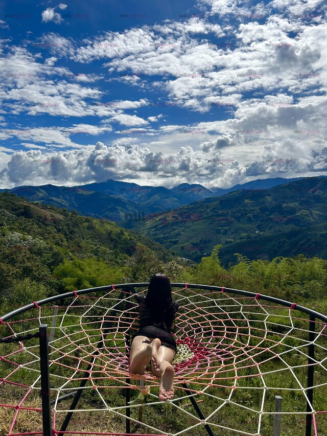 FOTOS DE JANIN SEXY CHICA DELGADA Y CON TATUAJES, LISTA PARA ATENDERTE