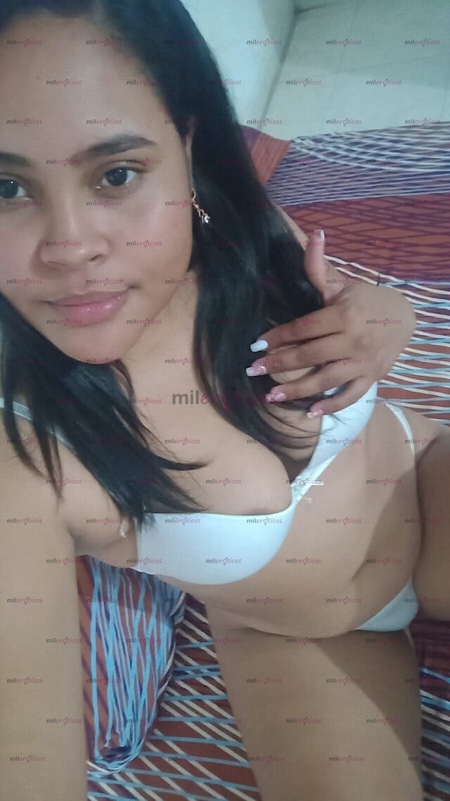 FOTOS DE ¿NO TIENES QUIEN TE SAQUE LA LECHE? DÉJAME SER QUIEN TE LA SAQUE AMOR