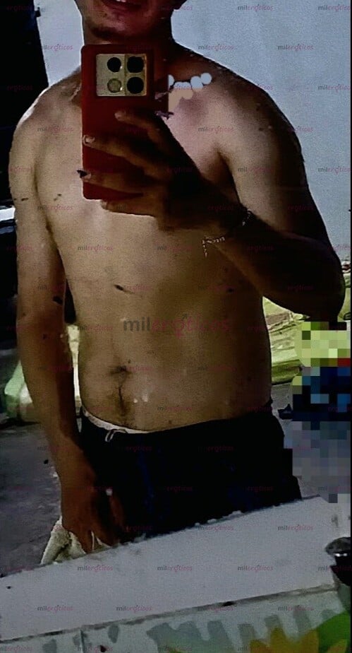 FOTOS DE FLAQUITO POLLA GRANDE BUEN SEXO DURO LISTO PARA COMPLACERTE