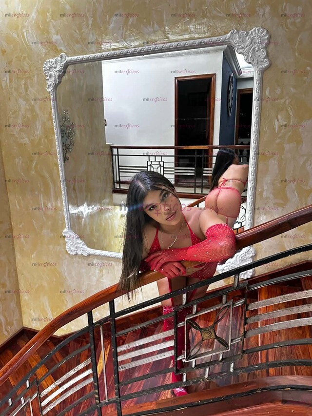 FOTOS DE ZOE BEBESITA RICA CON MUCHAS GANAS DE EXPERIMENTAR , NALGONCITA CARITA TRAVIESA