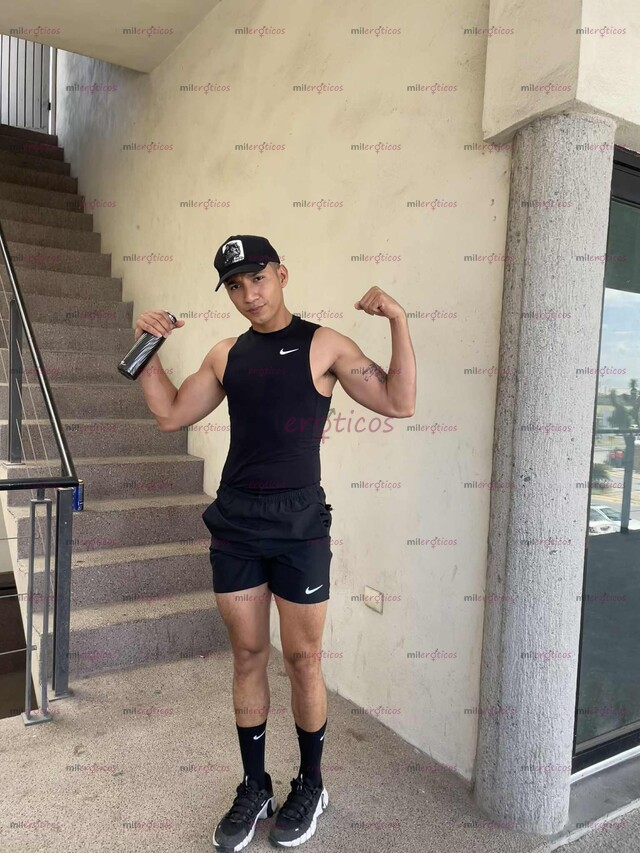 FOTOS DE JOVEN NALGON Y VERGON CON 22 CM, CON LUGAR