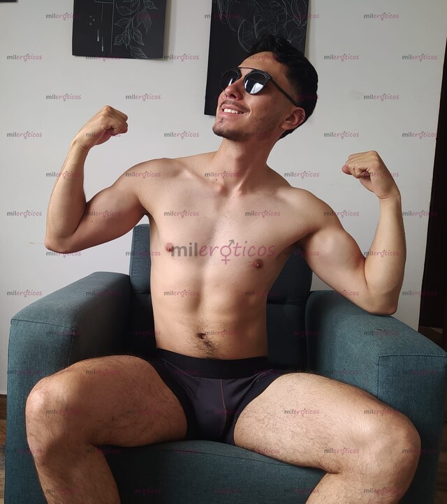 FOTOS DE CHICO APASIONADO ROMÁNTICO Y MUY CALIENTE