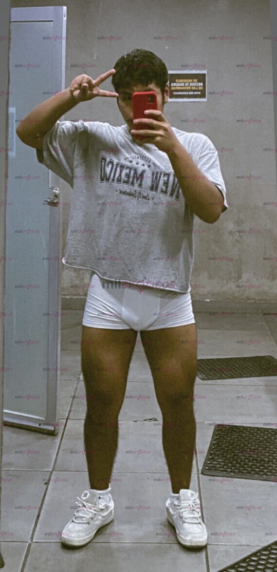 FOTOS DE VERSÁTIL, JOVEN Y LISTO PARA LO QUE QUE TÚ QUIERAS