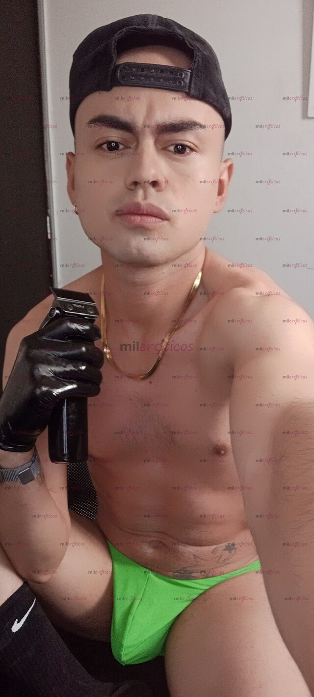 FOTOS DE SERVICIO DE BARBERIA HOT, VIVE UNA EXPERIENCIA DIFERENTE