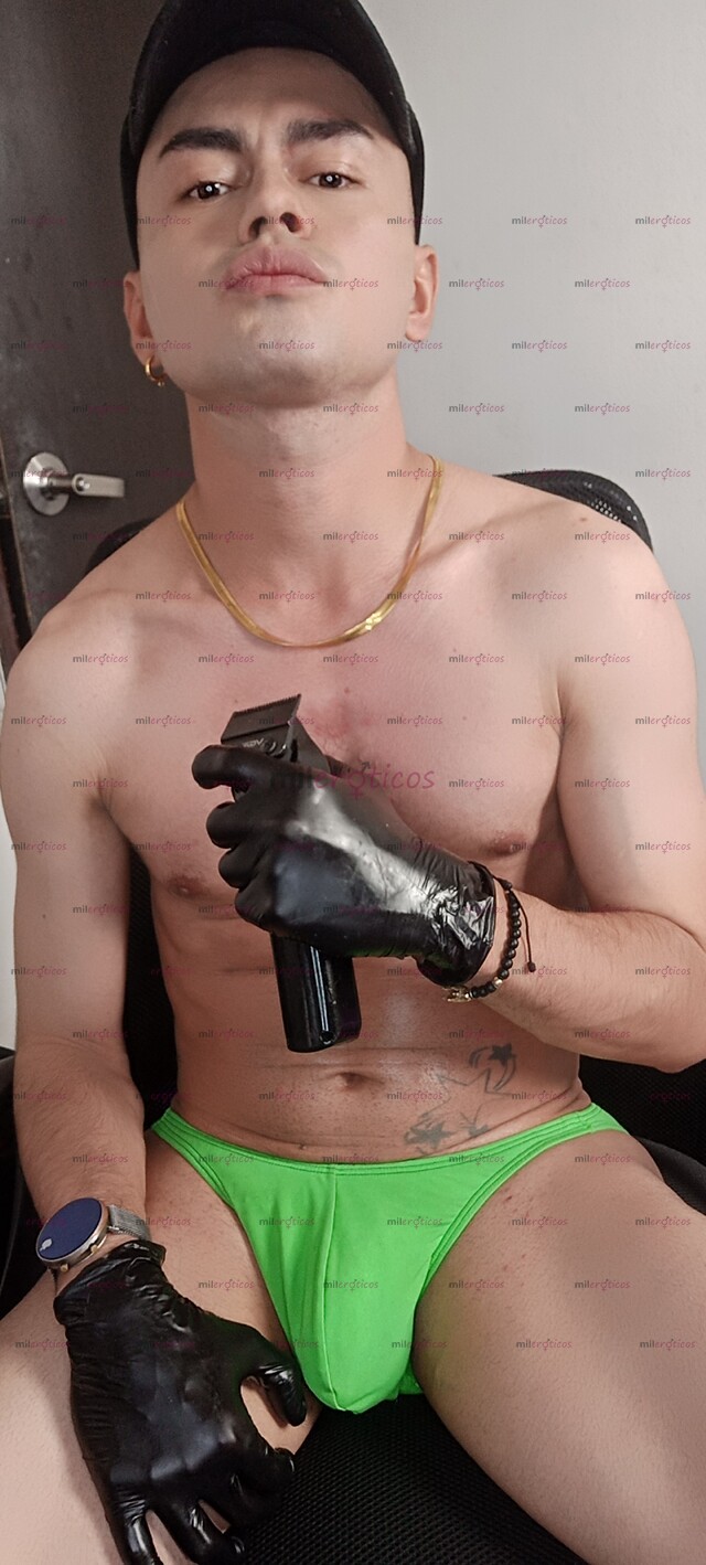 FOTOS DE SERVICIO DE BARBERIA HOT, VIVE UNA EXPERIENCIA DIFERENTE