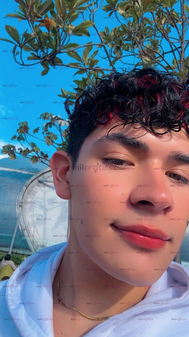 FOTOS DE JOVEN 19 AÑOS ACTIVO, ENÉRGICO, FRESCO, DINÁMICO Y ATENTO