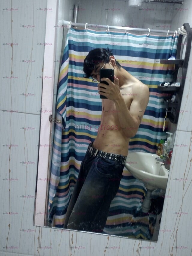 FOTOS DE CHICO JOVEN SCORT, DELGADO, TWINK, ALTO, CARISMÁTICO Y MUY BUENA COMPAÑÍA