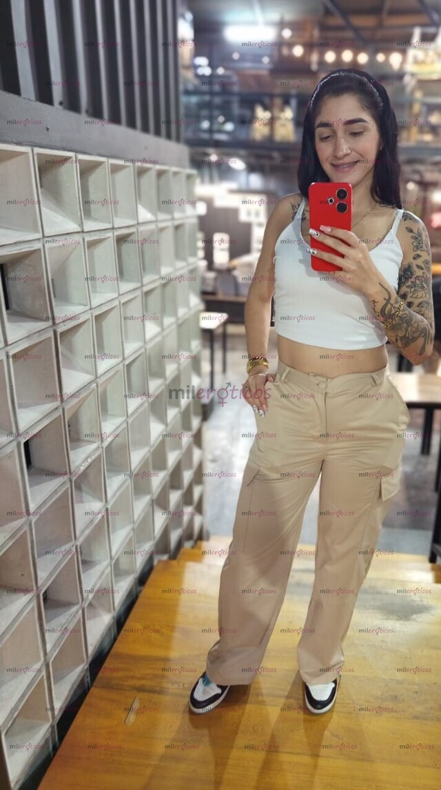 FOTOS DE APASIONADA ELEGANTE Y CON UN TOQUE DE PICARDÍA NUEVA EN LA CIUDAD